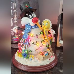 Sylvester & Tweety light up